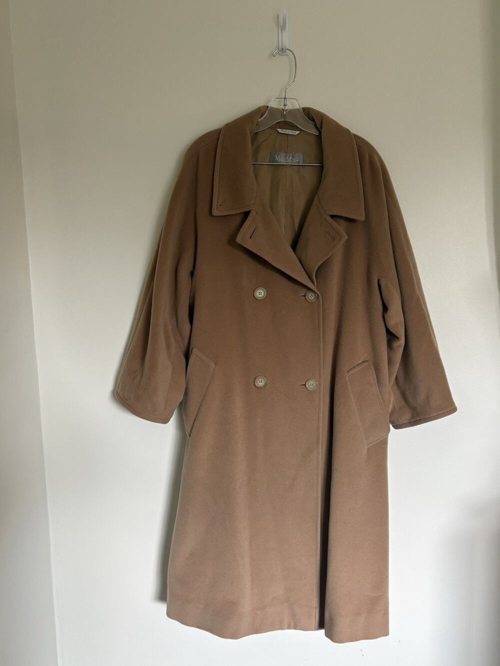 MaxMara Vintage Double Breasted Tan Beige Camel 100% Wool Coat Siz 8 Oversized